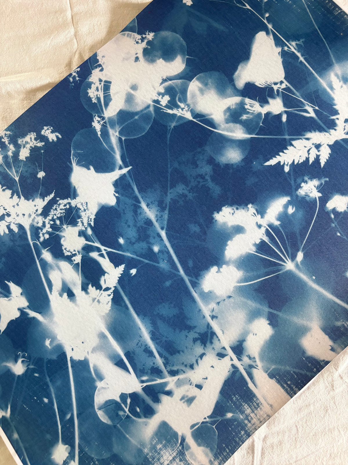 6 sheets of Gift Wrap - Lucky Dip