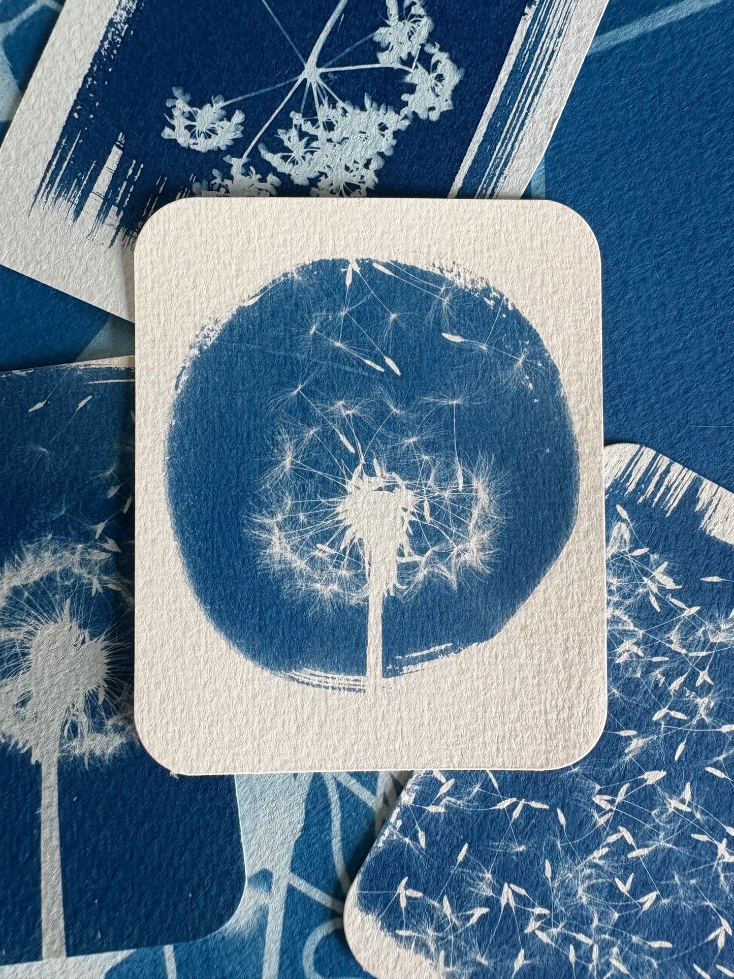 Clock Round 7.2x9.4cm