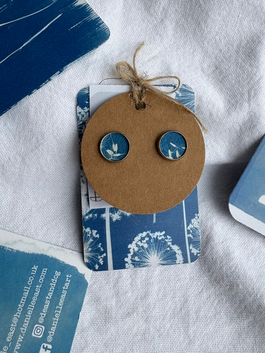 Dandelion 26 - Cyanotype - SALE - Stud 12mm