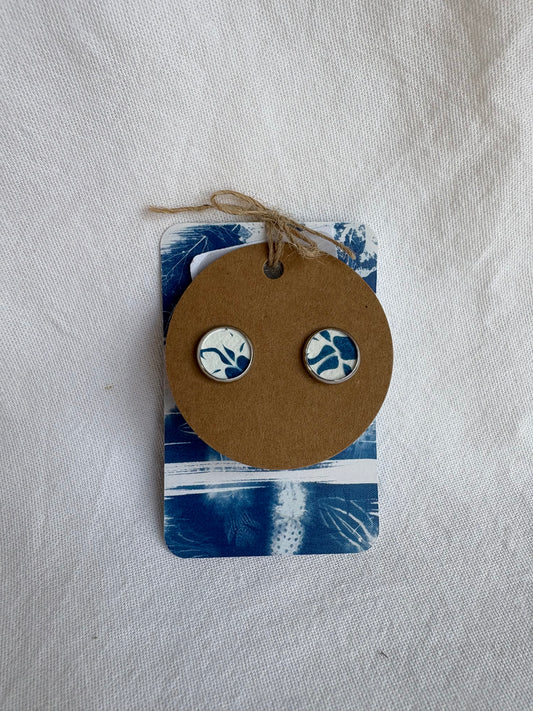 Leaf face 2 - Cyanotype - SALE - Stud 12 mm